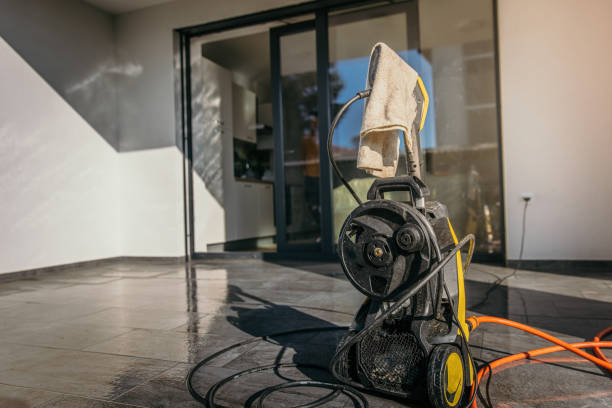 Best Sidewalk and Walkway Cleaning  in Mccom, MS